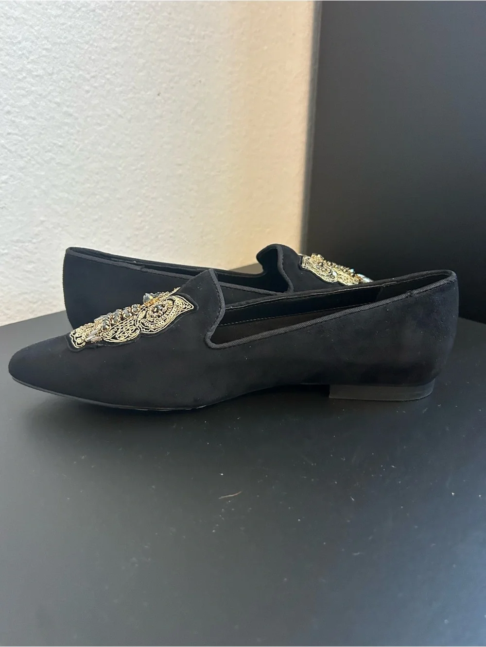 Chico’s Black Suede Pointed Toe Flats Gold beaded Owl Embellishment Size 6.5